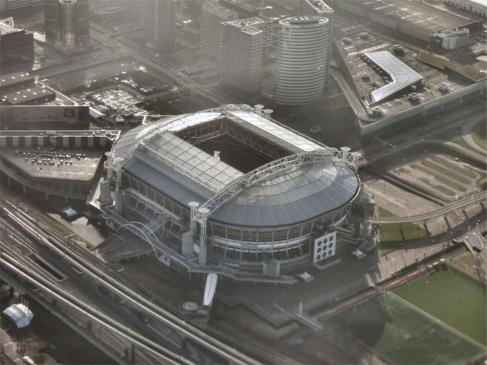 amsterdam arena, quistnix