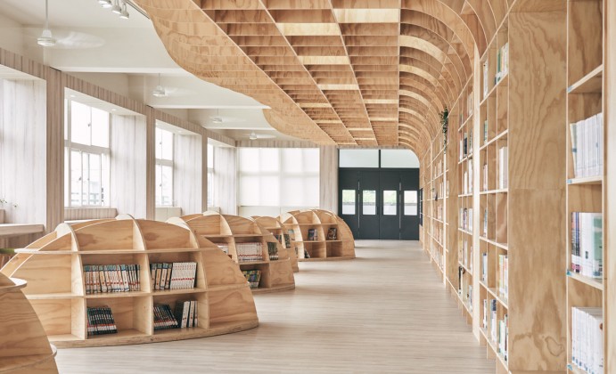 Lishin İlkokulu kütüphanesi, Tali Design 